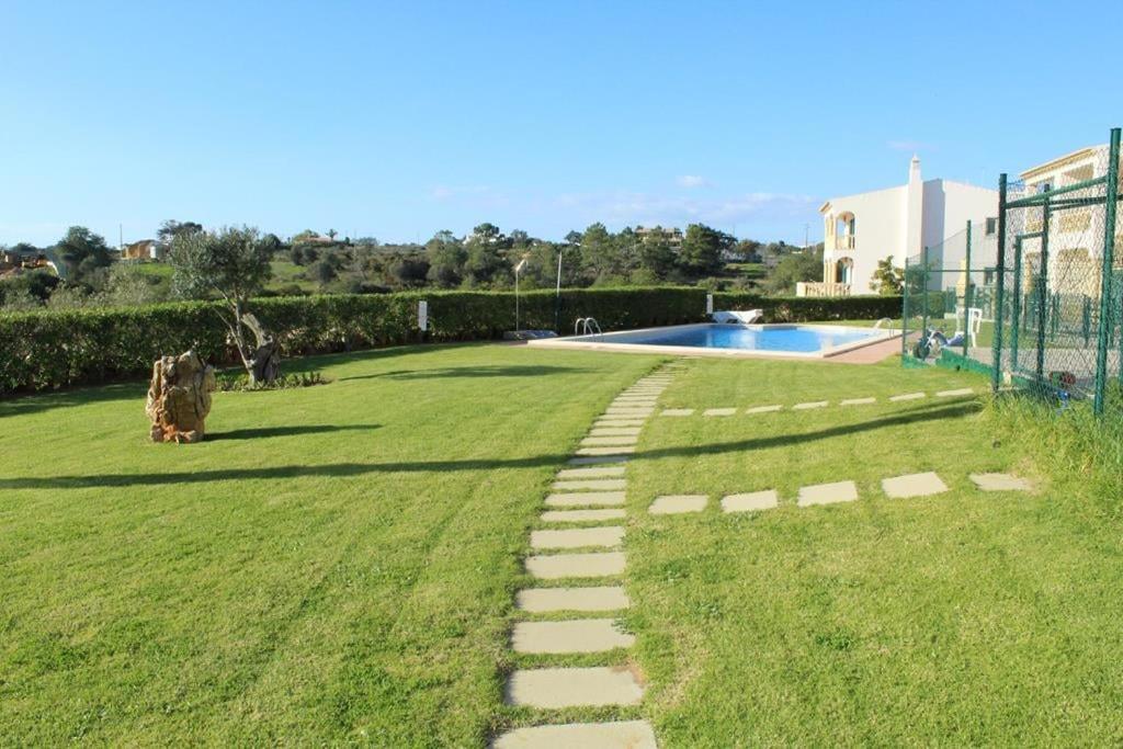 Tac - Queimada Pool & Sea Views Apartment Armacao de Pera